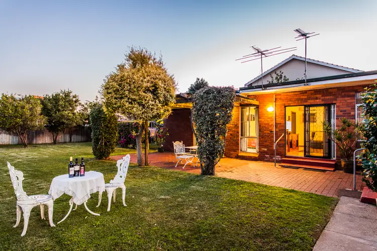 126 Waratah Avenue, Dalkeith WA 6009