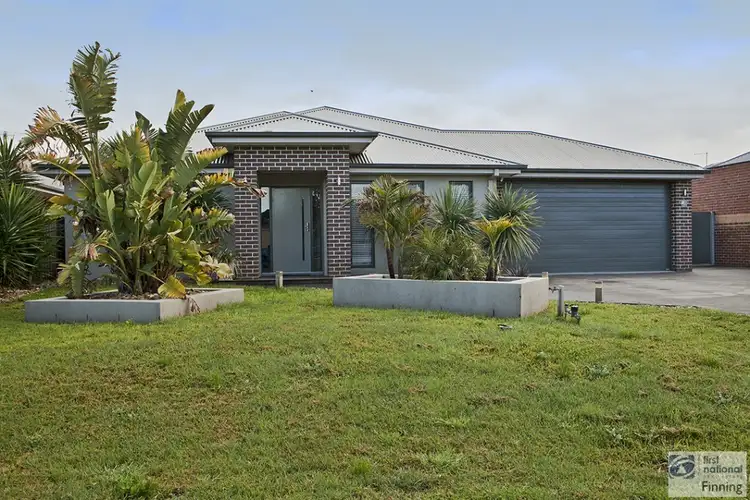 10 Makitti Close, Tooradin VIC 3980