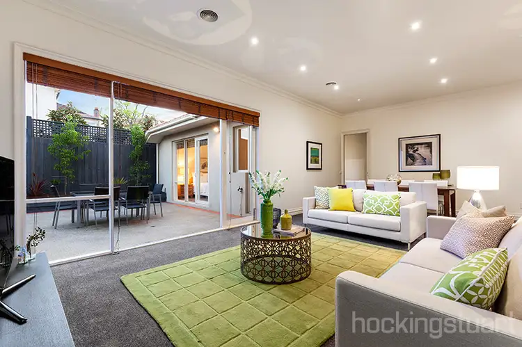 Second view of Homely unit listing, 2/2 Lindsay Street, Brighton VIC 3186
