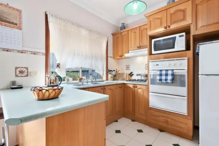 Fourth view of Homely house listing, 1/6 Mounsey Court, Sunbury VIC 3429