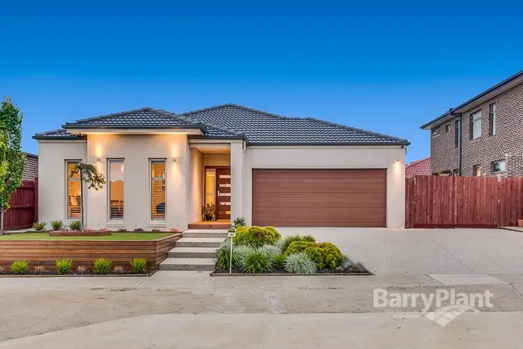 90 The Esplanade, Taylors Hill VIC 3037