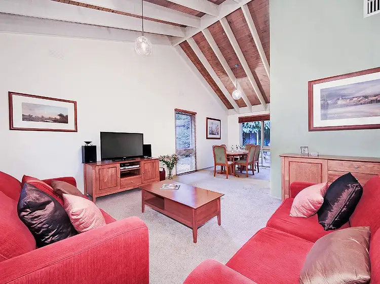 1 Barnesdale Drive, Vermont VIC 3133