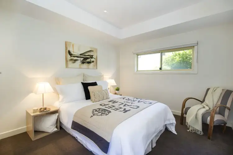 Sixth view of Homely townhouse listing, 2/166 Middleborough Road, Blackburn South VIC 3130