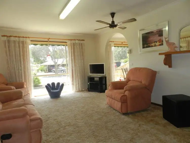 Fifth view of Homely house listing, 1 Callistemon Court, Paynesville VIC 3880