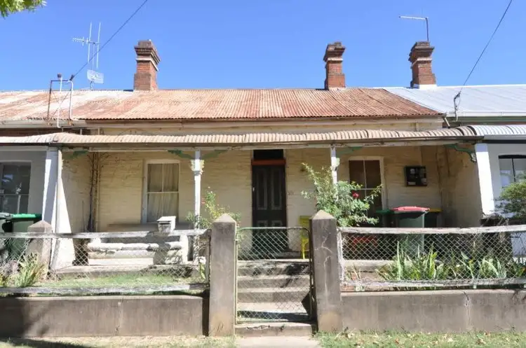 107 Seymour Street, Bathurst NSW 2795
