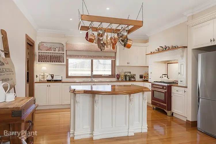 Second view of Homely house listing, 5 Brennan Court, Berwick VIC 3806