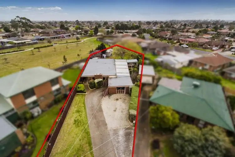 Second view of Homely house listing, 7 Elaroo Court, Werribee VIC 3030