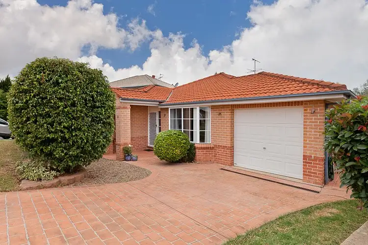 12 Sorenson Cres, Glenmore Park NSW 2745