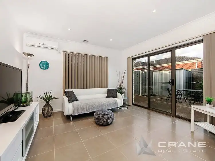 Fifth view of Homely unit listing, 1/20 Starflower Way,, Truganina VIC 3029