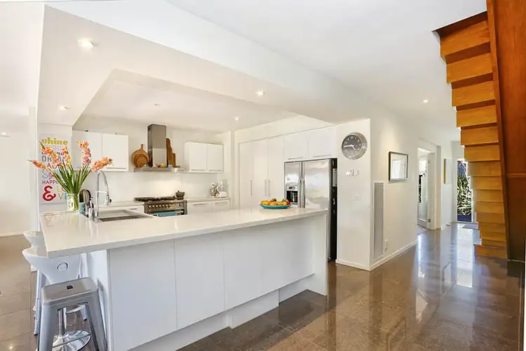 Second view of Homely house listing, 6 Mashie Terrace, Sandhurst VIC 3977