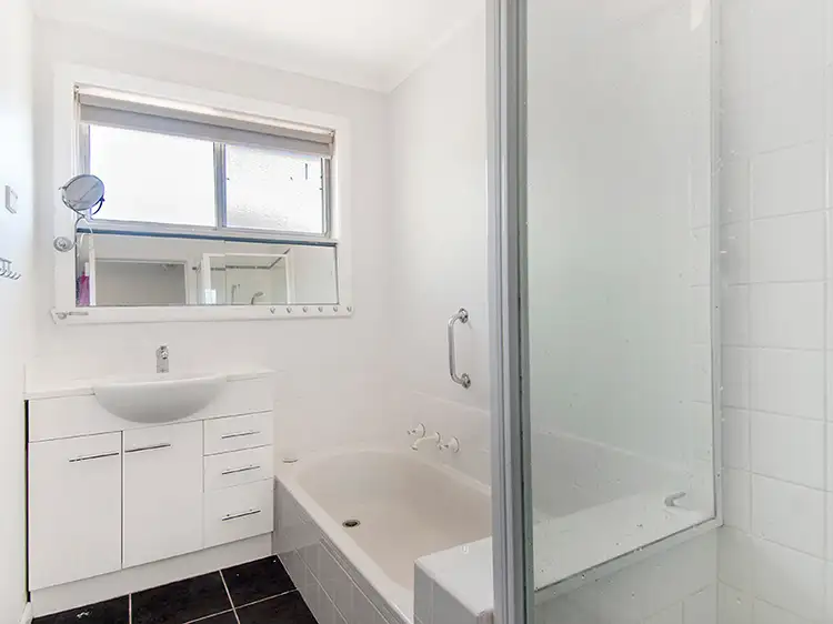 Fourth view of Homely unit listing, 4/5 Travellyn Court, Blackburn South VIC 3130