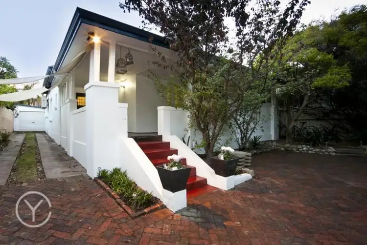 229 Curtin Avenue, Cottesloe WA 6011