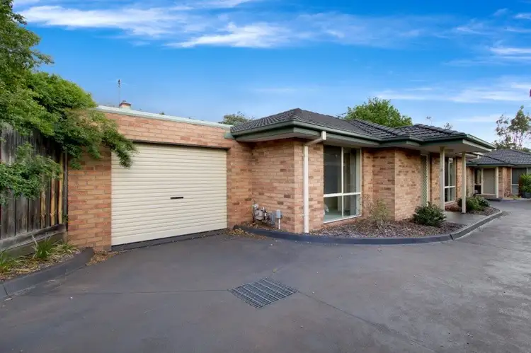 Second view of Homely unit listing, 2/3 Lardner Road, Frankston VIC 3199