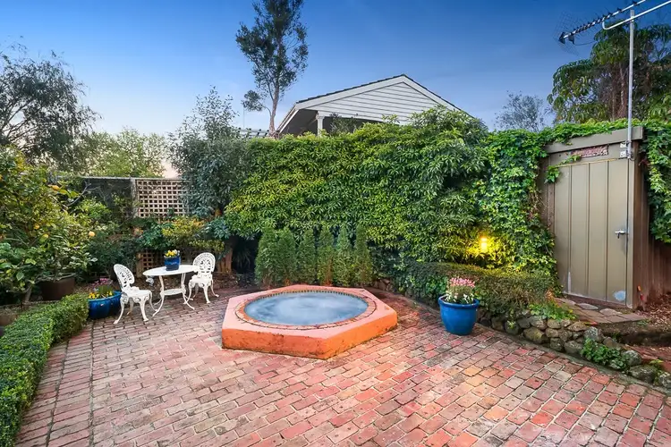 Fifth view of Homely house listing, 2 Kevin Court, Donvale VIC 3111