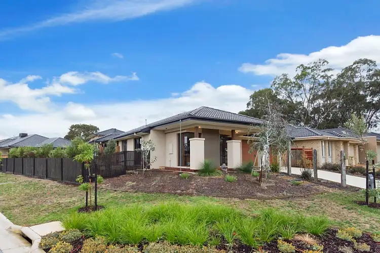 Sixth view of Homely house listing, 1 Yarra Place, Sandhurst VIC 3977