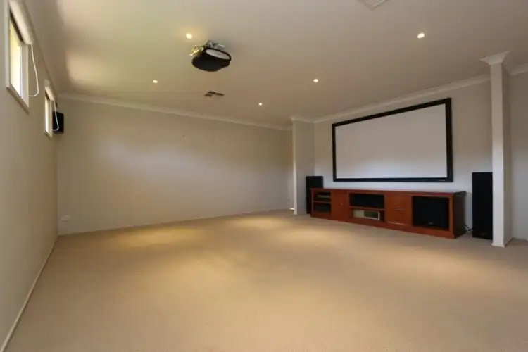 Fifth view of Homely house listing, 5 Pinnacle Close, Bolwarra Heights NSW 2320