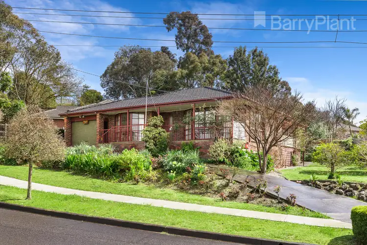 30 Rolling Hills Road, Chirnside Park VIC 3116