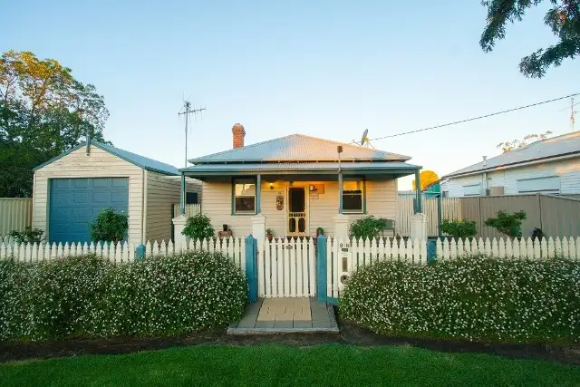 Main view of Homely house listing, 1/98 Sutton Street, Echuca VIC 3564