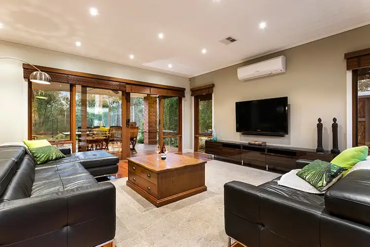 Fourth view of Homely house listing, 165 Ernest Jones Drive, Macleod VIC 3085