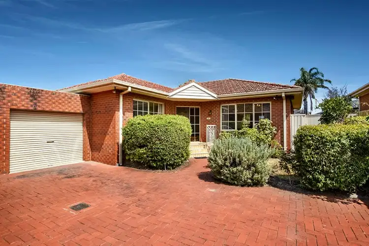 2/239 Booran Road, Caulfield South VIC 3162