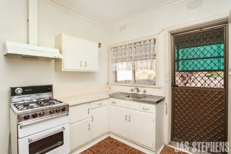 Fourth view of Homely unit listing, 3/2 Alexandra Avenue, Sunshine VIC 3020
