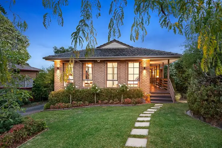 2 Nolan Close, Doncaster East VIC 3109