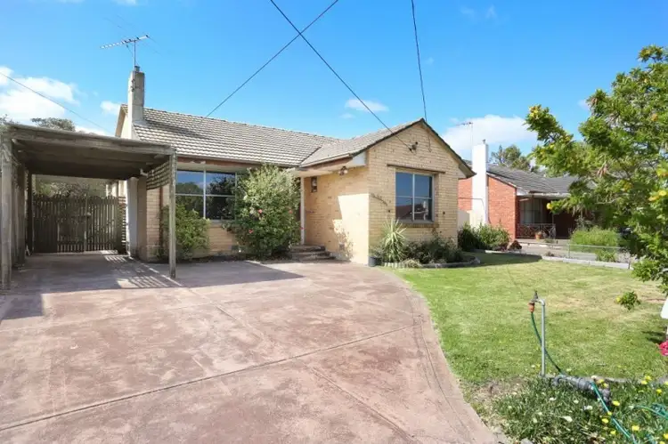 110 Sunset Boulevard, Jacana VIC 3047