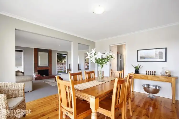 Sixth view of Homely house listing, 4 Deepdale Grove, Mooroolbark VIC 3138