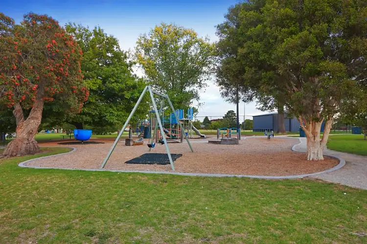 Fifth view of Homely house listing, 10 Stocks Avenue, Ashburton VIC 3147
