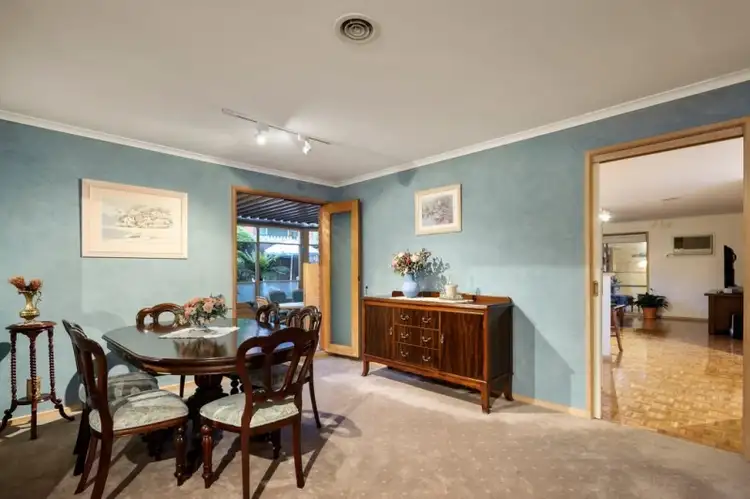 Sixth view of Homely house listing, 5 Dianella Place, Yallambie VIC 3085