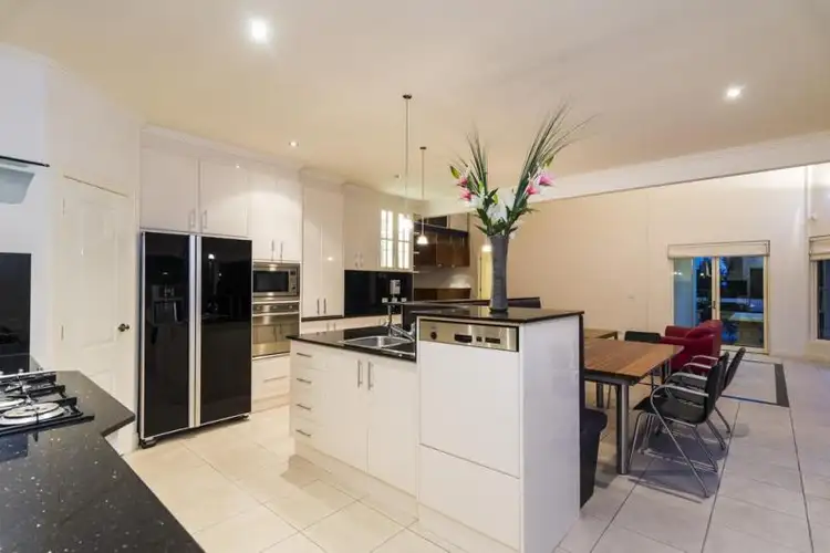 Sixth view of Homely house listing, 10 Waterloo Court, Hoppers Crossing VIC 3029