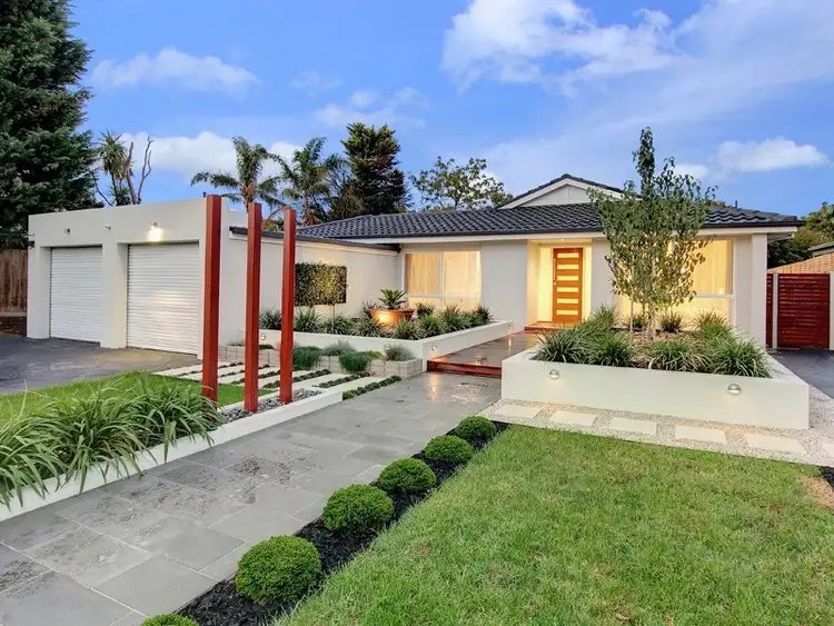 29 Pine Hill Drive, Frankston VIC 3199