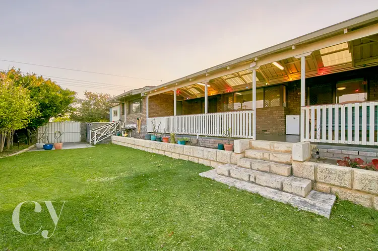 30 Hamilton Road, Hamilton Hill WA 6163