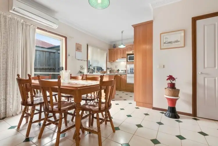 Fifth view of Homely house listing, 1/6 Mounsey Court, Sunbury VIC 3429