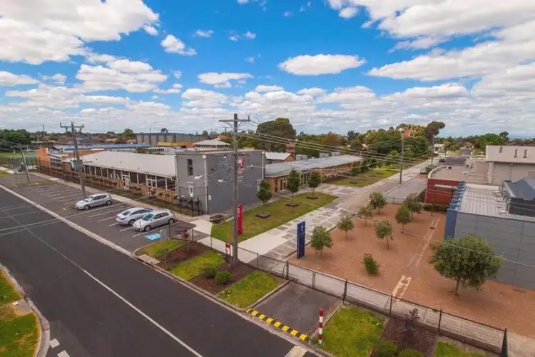 Sixth view of Homely house listing, 3 Winifred Street, St Albans VIC 3021