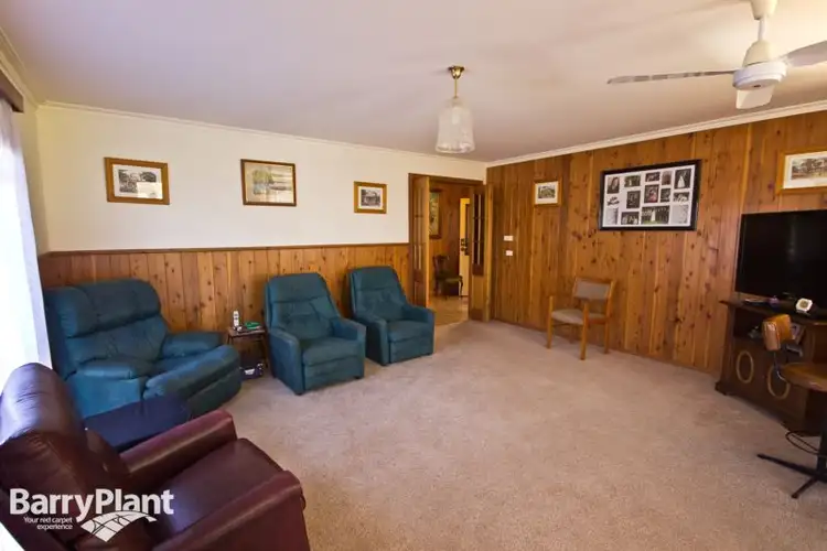 Fifth view of Homely house listing, 31 Sunderland Circuit, Traralgon VIC 3844