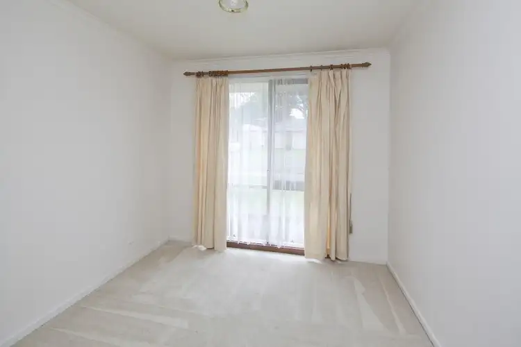 Seventh view of Homely house listing, 7 Ferncroft Court, Cranbourne North VIC 3977
