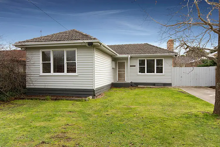 20 Mernda Parade, Belmont VIC 3216