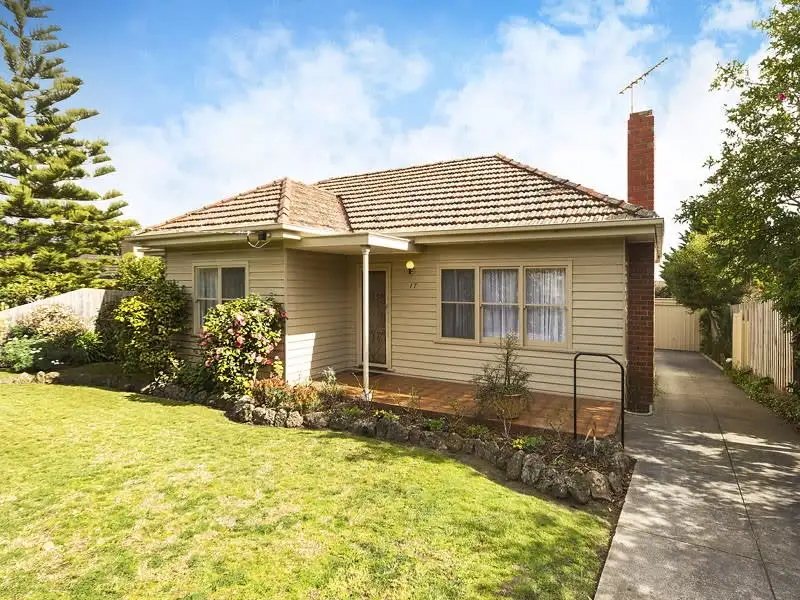 Main view of Homely house listing, 17 Wave Avenue, Mount Waverley VIC 3149