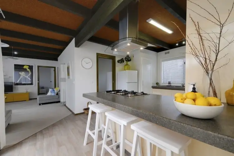 Sixth view of Homely house listing, 2 Bernadette Court, Traralgon VIC 3844