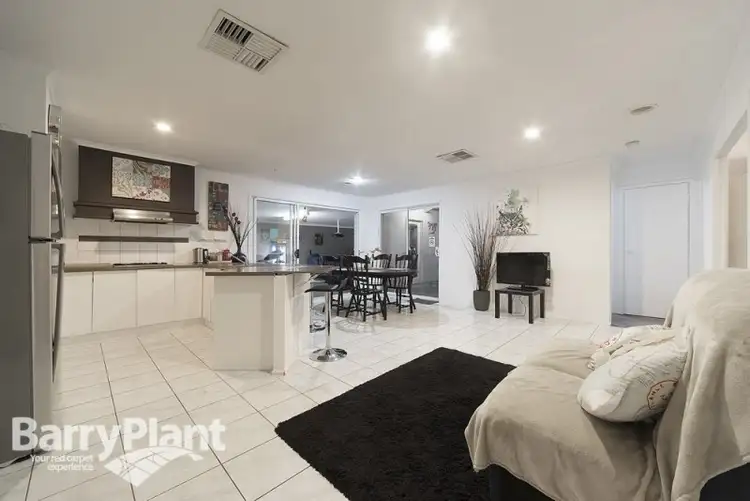 Sixth view of Homely house listing, 7 Peveril Crescent, Cranbourne North VIC 3977