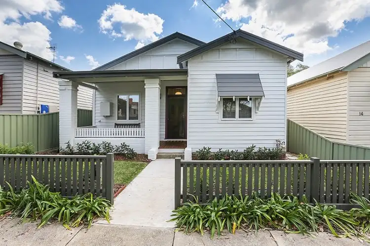 16 Durham Road, Lambton NSW 2299