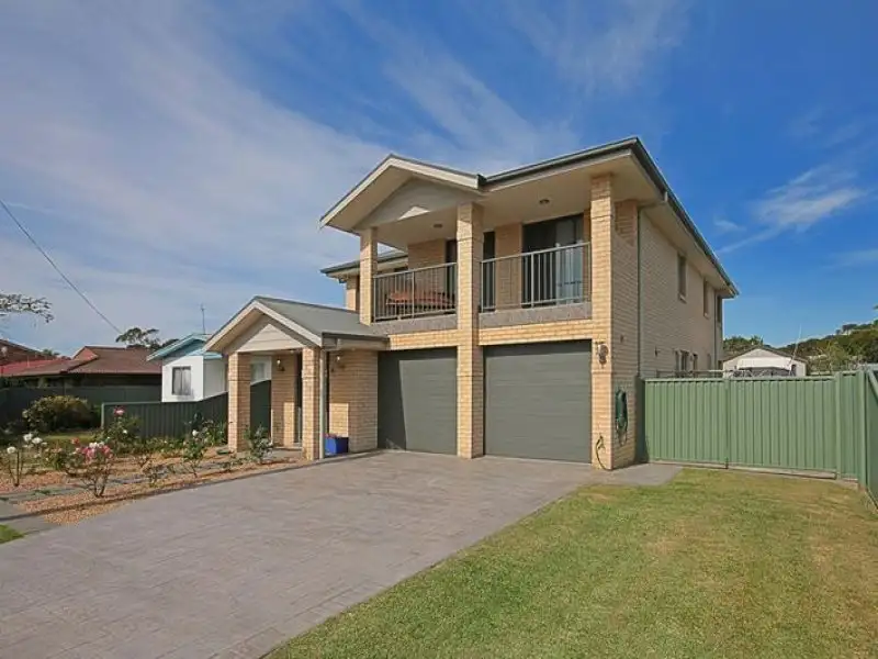 Main view of Homely house listing, 28 Hollywood Avenue, Ulladulla NSW 2539