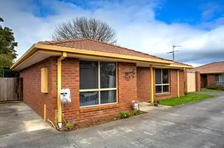 Main view of Homely house listing, 2/10 Charlotte Street, Sebastopol VIC 3356