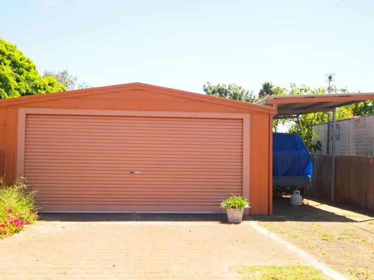 Fifth view of Homely house listing, 2 Lindsay Court, Wy Yung VIC 3875