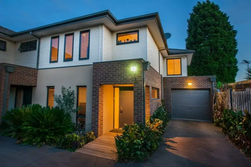 Main view of Homely townhouse listing, 2/20 Bruce Street, Dandenong VIC 3175