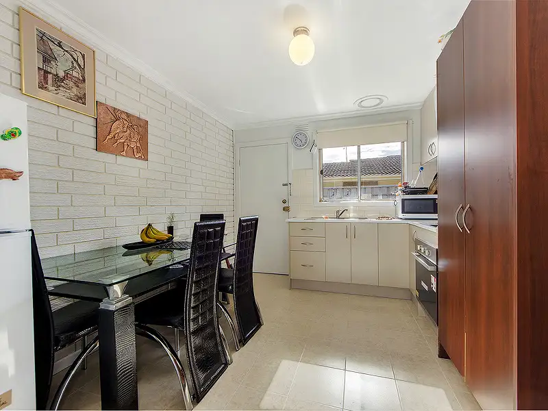 Main view of Homely unit listing, 2/82 Fox Street, St Albans VIC 3021