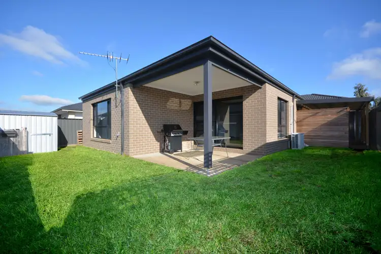 Seventh view of Homely house listing, 100 Moor Park Drive, Craigieburn VIC 3064