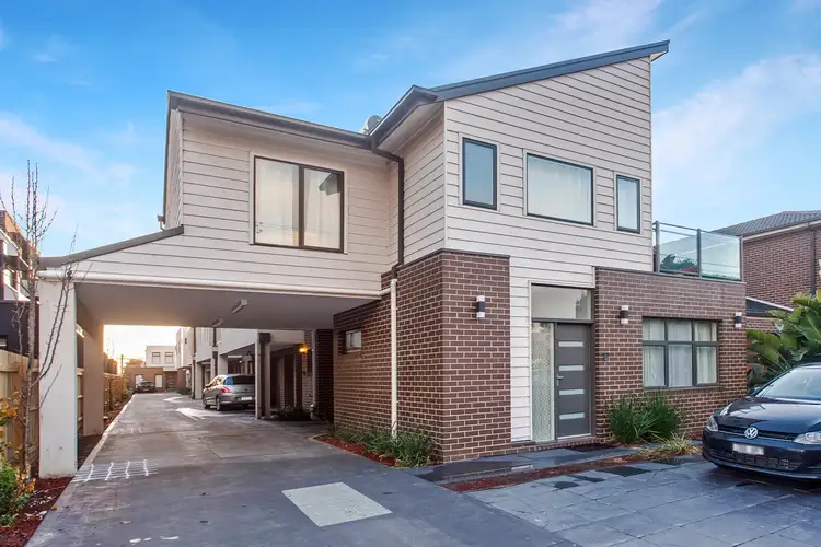 2/12 Eleanor Street, Footscray VIC 3011