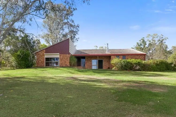 8 Lyndon Way, Karalee QLD 4306